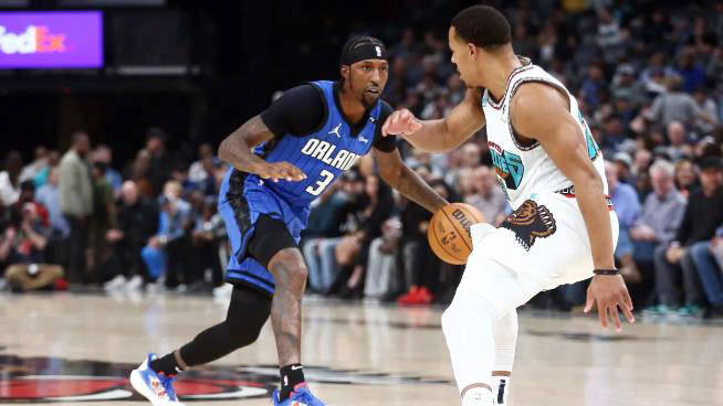 米兰体育：湖人队新赛季：斯威德表示将提升防守技巧的简单介绍