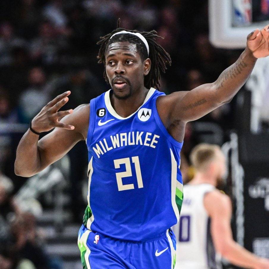 米兰体育：雄鹿队新赛季：霍勒迪能否继续保持高水准的防守？