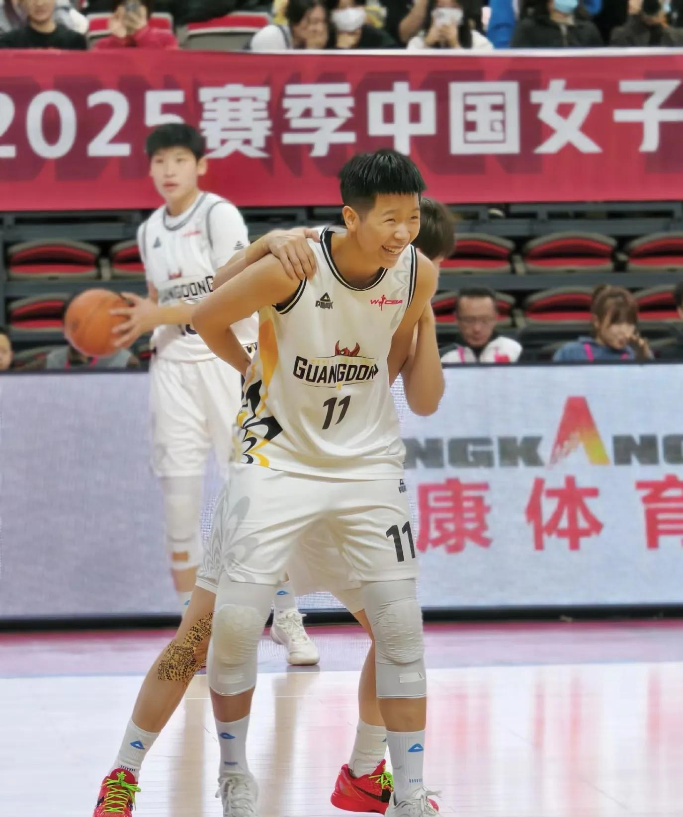 关于米兰体育：WCBA联赛的赛场志愿者：默默奉献，为联赛保驾护航的信息