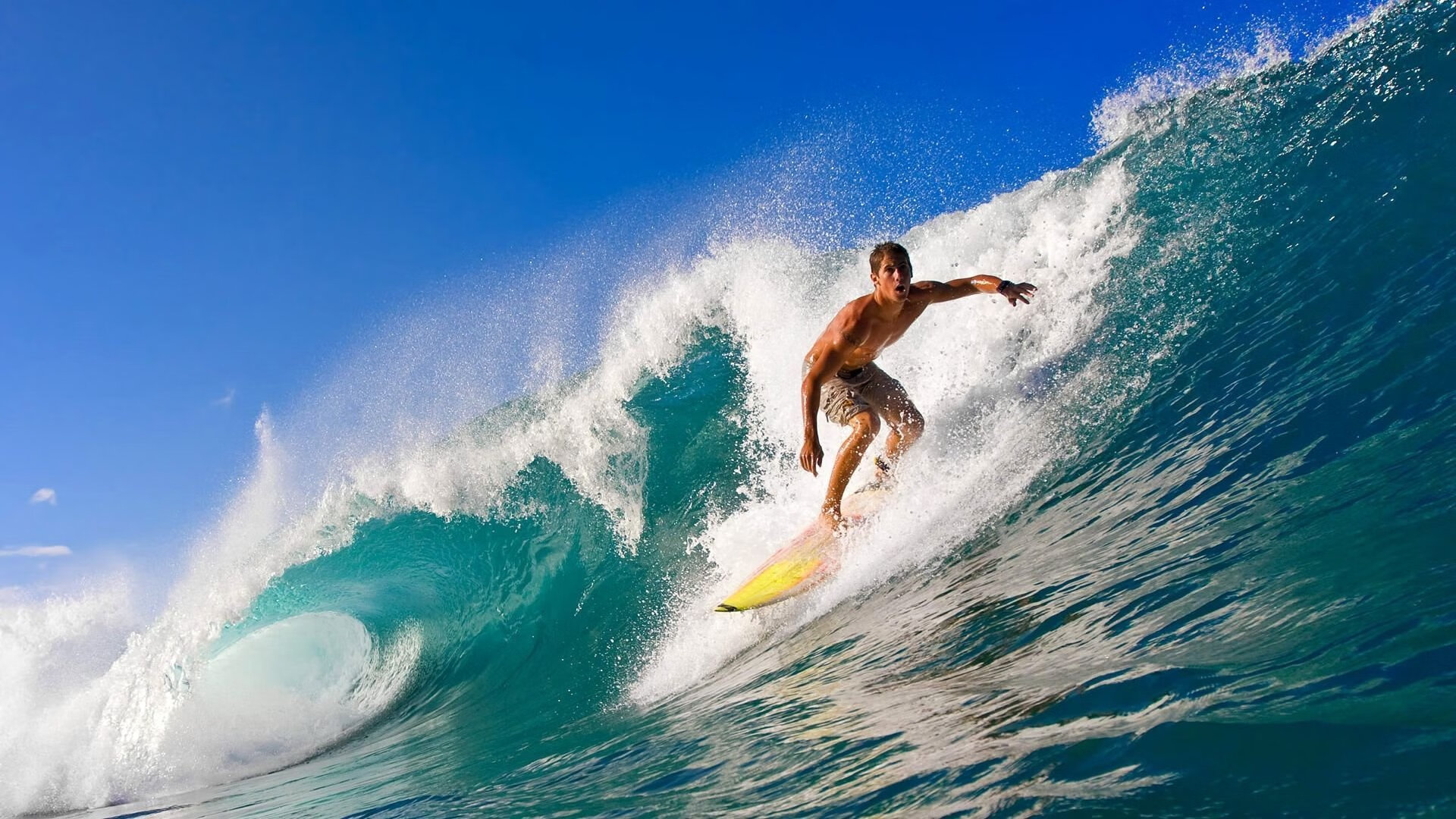 Kaiyun(中国)开云-最激烈的超车瞬间盘点，超汽车视频