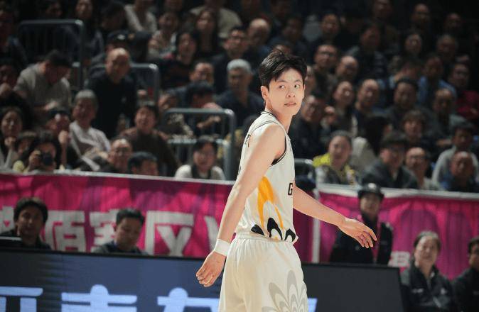 包含米兰体育：WCBA新星崛起：00后球员引领联赛新风潮的词条