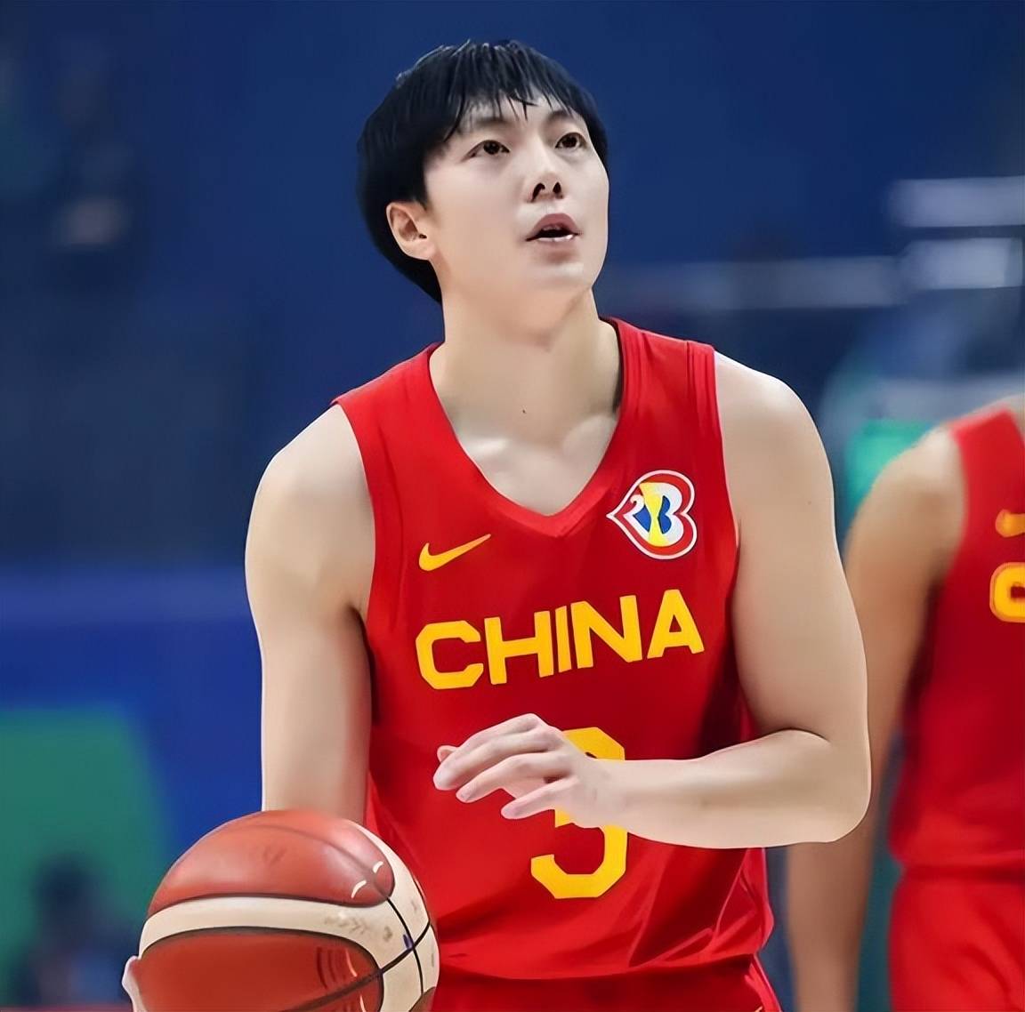 包含米兰体育：中国男篮新老交替，备战亚洲杯面临挑战的词条