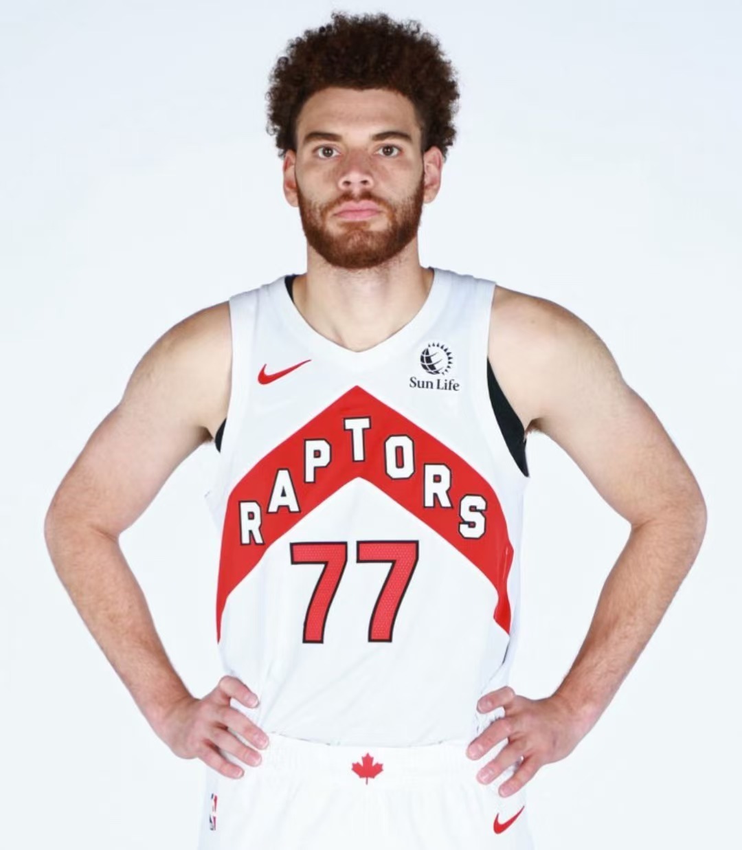 米兰体育：NBA球星纪录片：讲述贾巴尔的传奇人生
