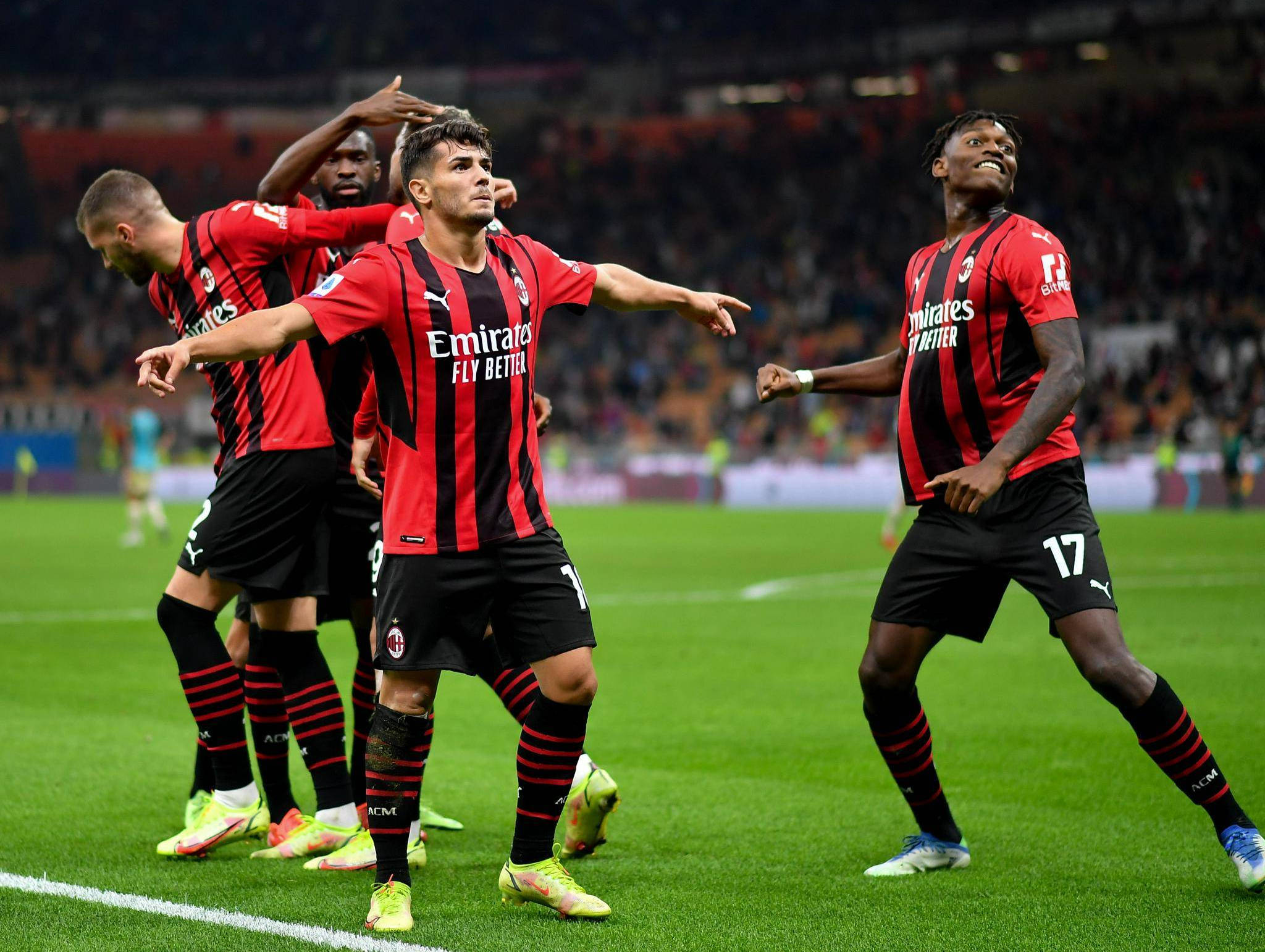 米兰体育:意甲的瓶颈挑战：如何摆脱低迷期的简单介绍