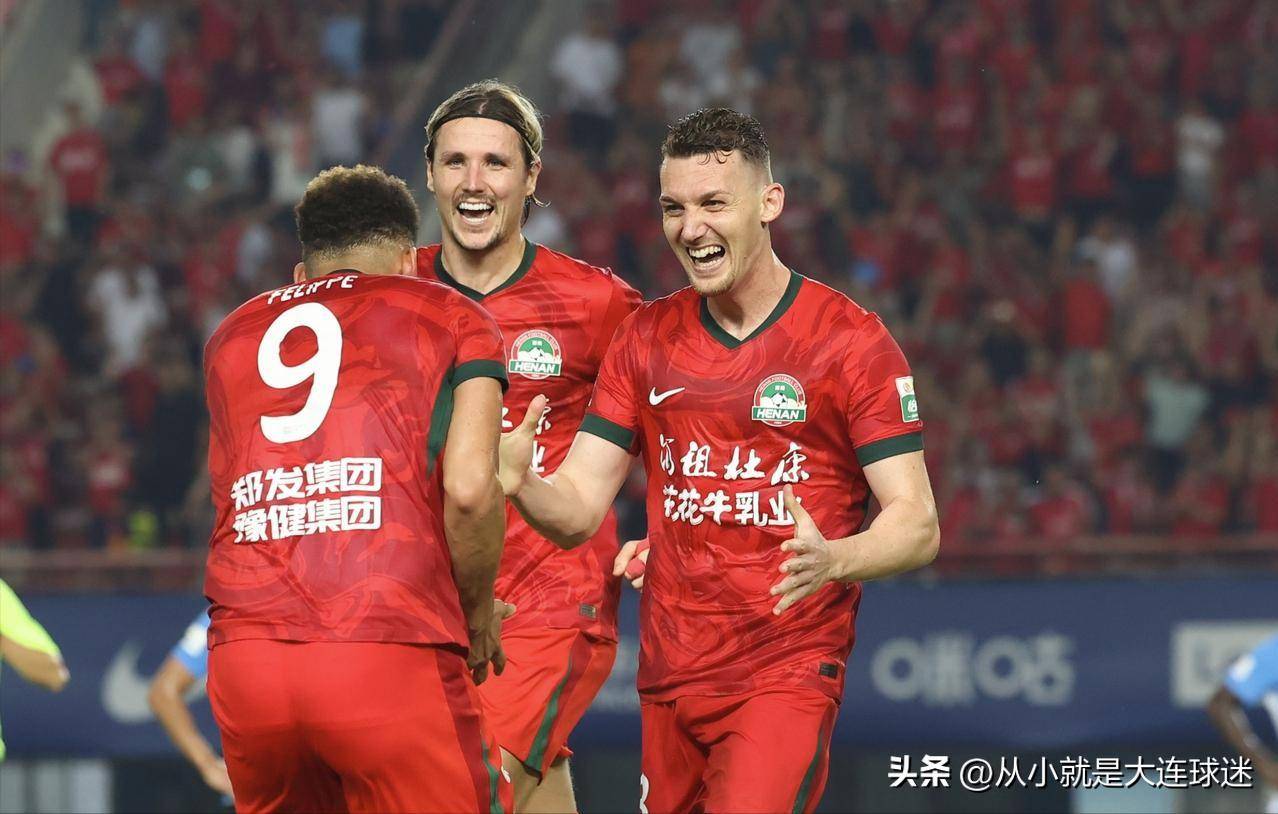 米兰体育:降级球队大连人队“重返中超”？球迷：先活下来再说吧！的简单介绍