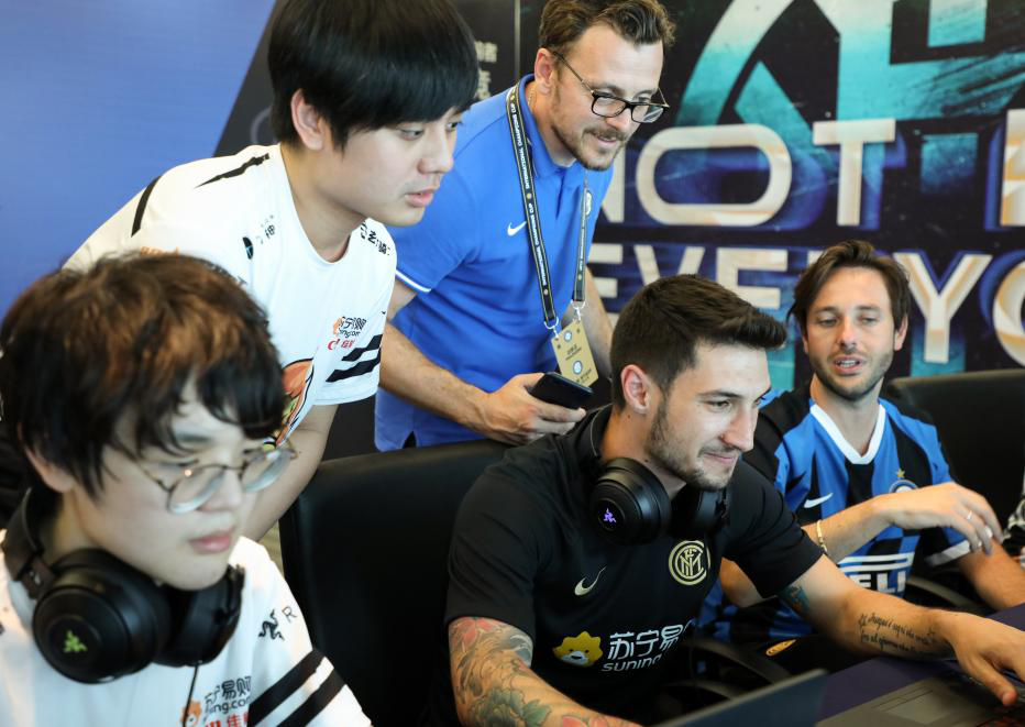 关于米兰体育:校园电竞联赛：高校选手同场对决，激情四溅的信息