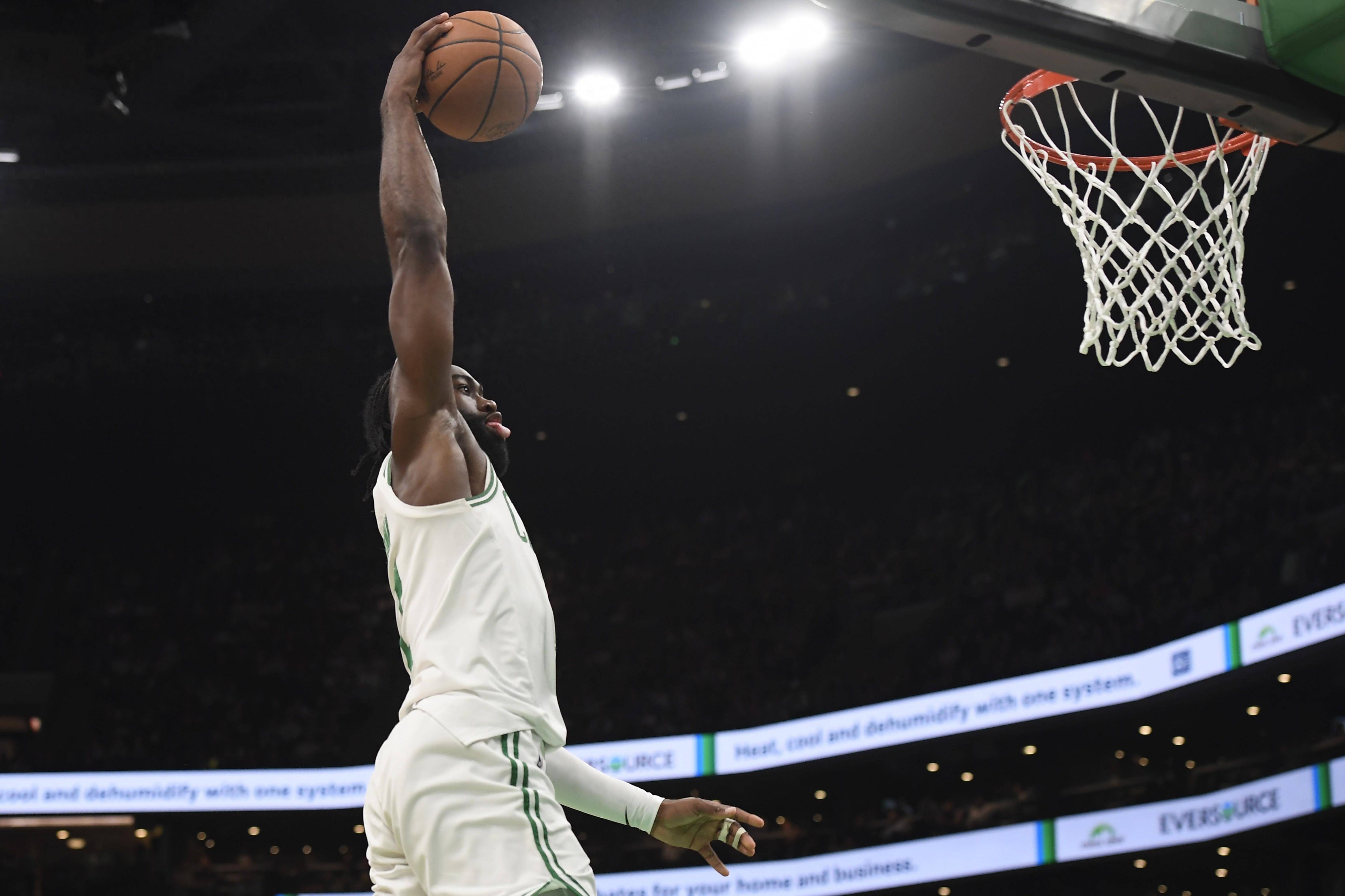 米兰体育：篮球主题的摄影比赛：用镜头记录篮球的精彩瞬间