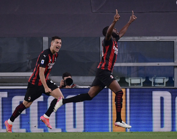 包含米兰体育：WCBA：联赛的商业化之路，如何吸引更多赞助商？的词条