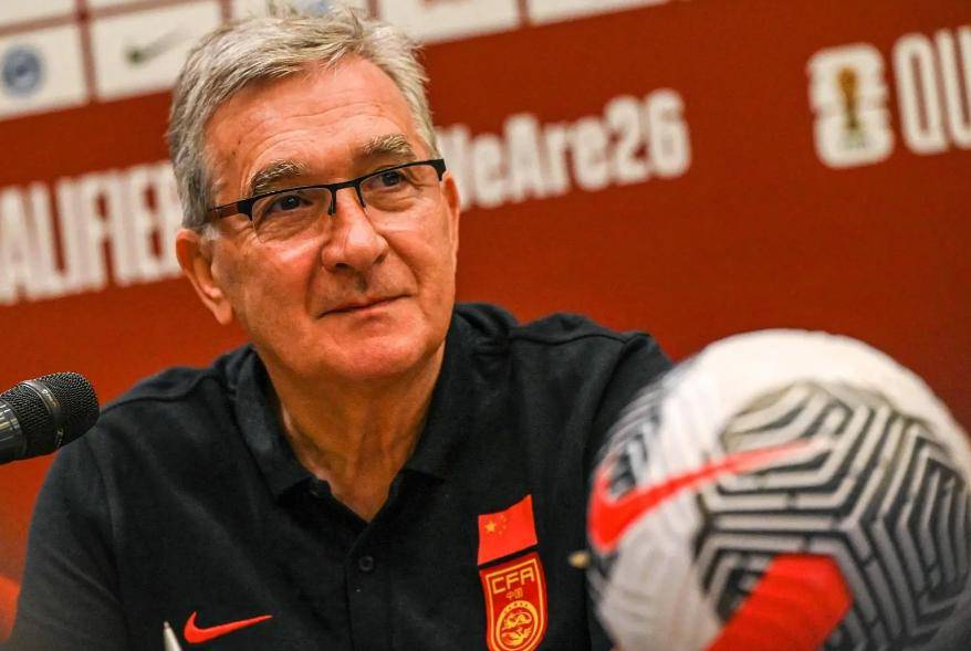 米兰体育:国足新帅上任,战术变革引人关注 米兰体育:国足新帅上任,战术变革引人关注