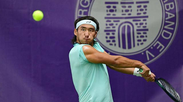 包含米兰体育：中国男篮历史上的低谷时期：反思与教训，如何重振雄风？的词条